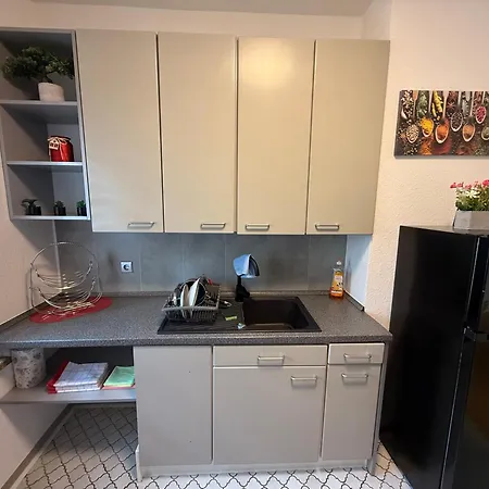 Justyna 1 Freistehendes, Ruhiges Haus Nur 2 Miter * Oberhausen (North Rhine-Westphalia)