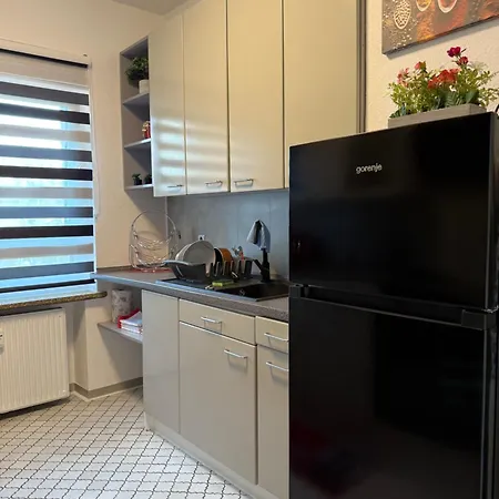 شقة Justyna 1 Freistehendes, Ruhiges Haus Nur 2 Miter *