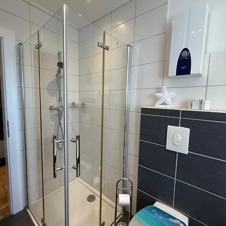 Justyna 1 Freistehendes, Ruhiges Haus Nur 2 Miter *