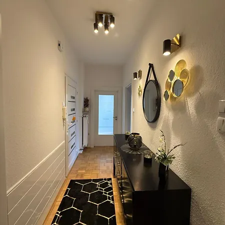 شقة Justyna 1 Freistehendes, Ruhiges Haus Nur 2 Miter أوبيرهاوزين