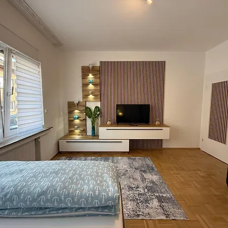 Justyna 1 Freistehendes, Ruhiges Haus Nur 2 Miter