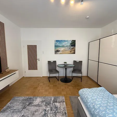 Justyna 1 Freistehendes, Ruhiges Haus Nur 2 Miter Apartment