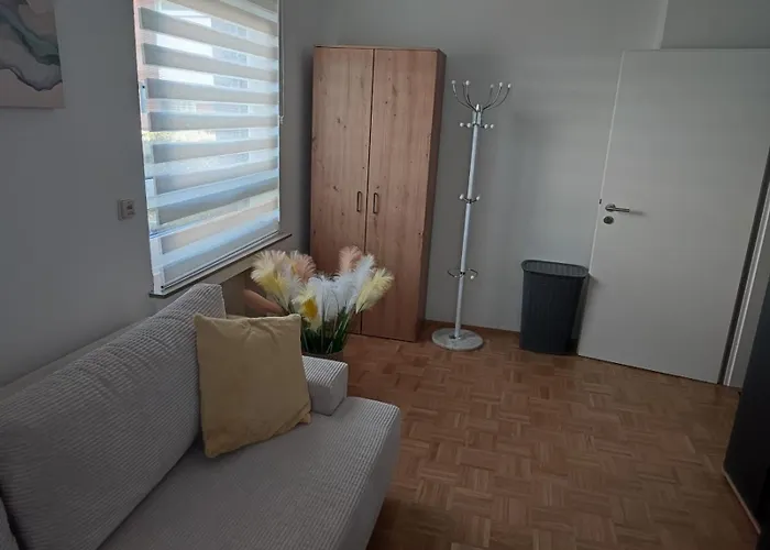 Justyna 1 Freistehendes, Ruhiges Haus Nur 2 Miter 奥伯豪森