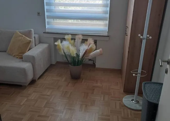 Lejlighed Justyna 1 Freistehendes, Ruhiges Haus Nur 2 Miter Oberhausen (North Rhine-Westphalia)