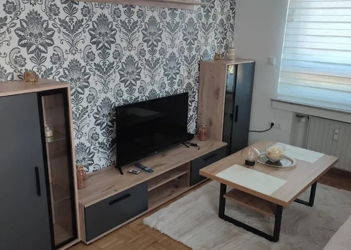 Justyna 1 Freistehendes, Ruhiges Haus Nur 2 Miter *